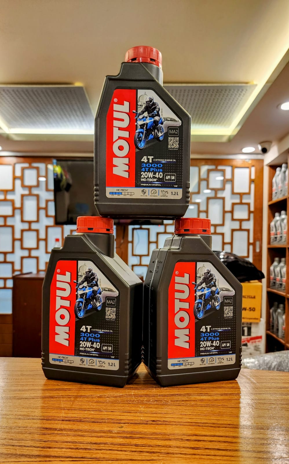 Product Image Motul 3000 4T 20W40 Mineral – 1200 ML (India)