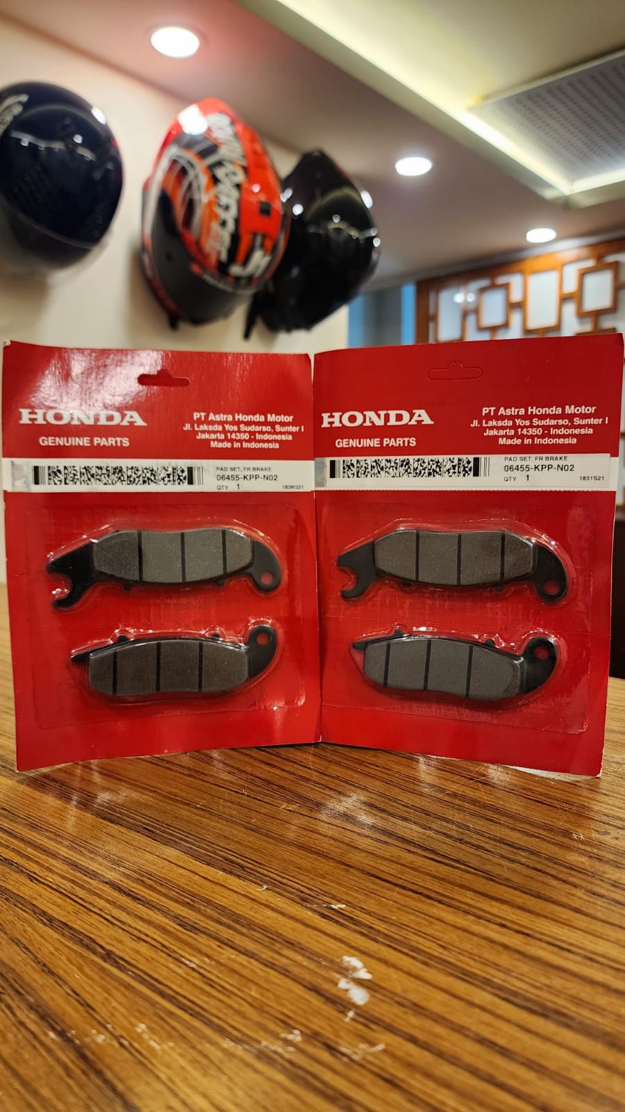 Product Image Honda CBR Genuine Front Brake Pad (Indonesia)